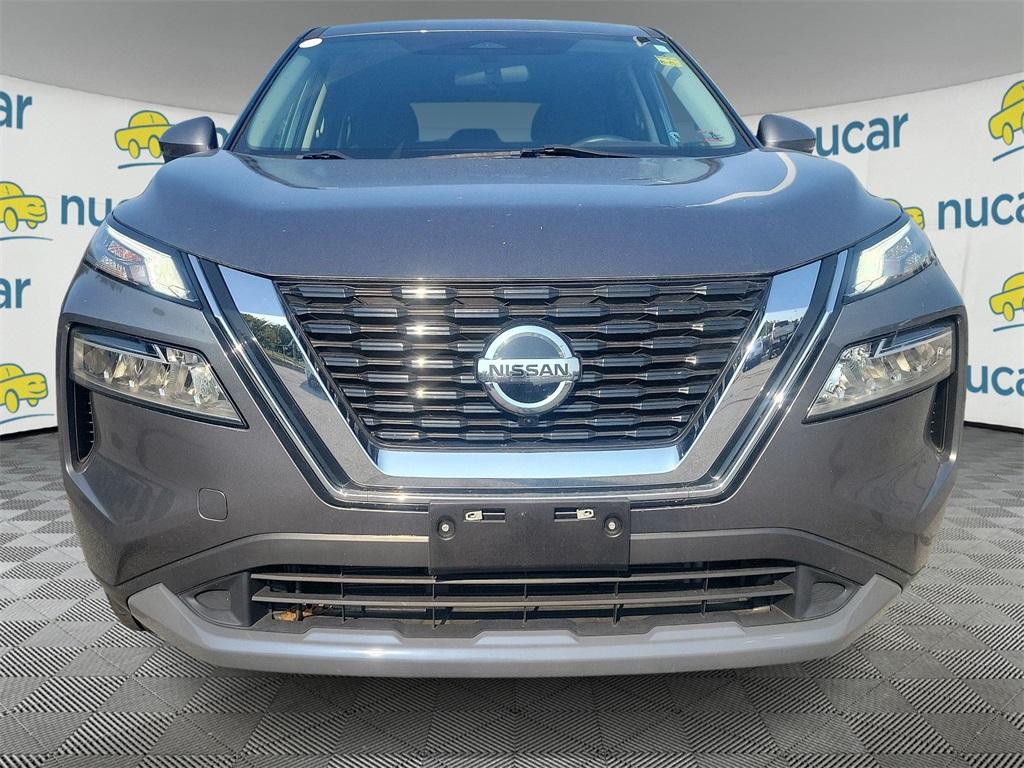 2021 Nissan Rogue SV - Photo 2