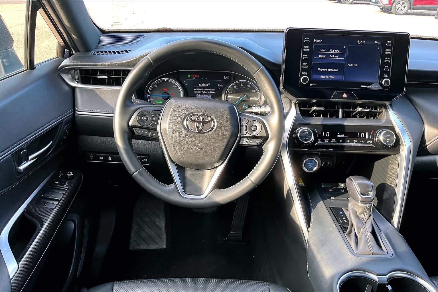 2021 Toyota Venza XLE - Photo 17