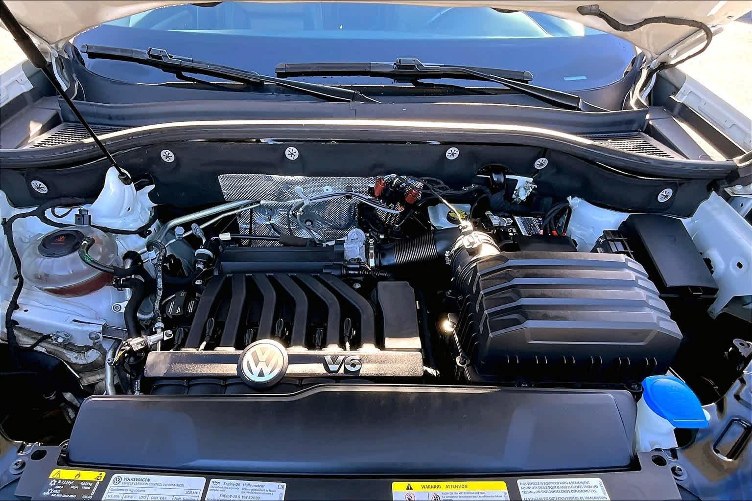 2021 Volkswagen Atlas 3.6L V6 SEL - Photo 31