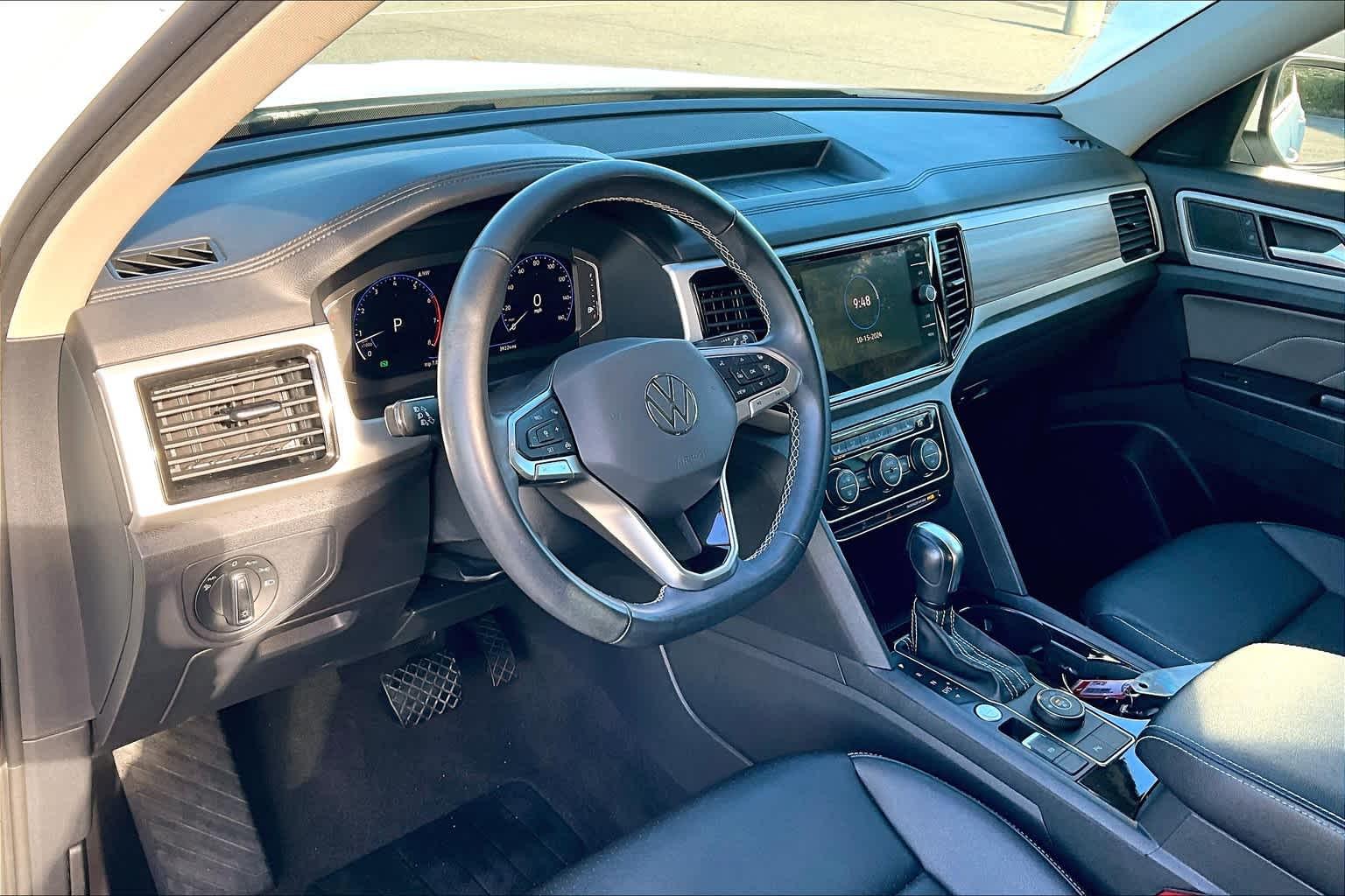 2021 Volkswagen Atlas 3.6L V6 SEL - Photo 8