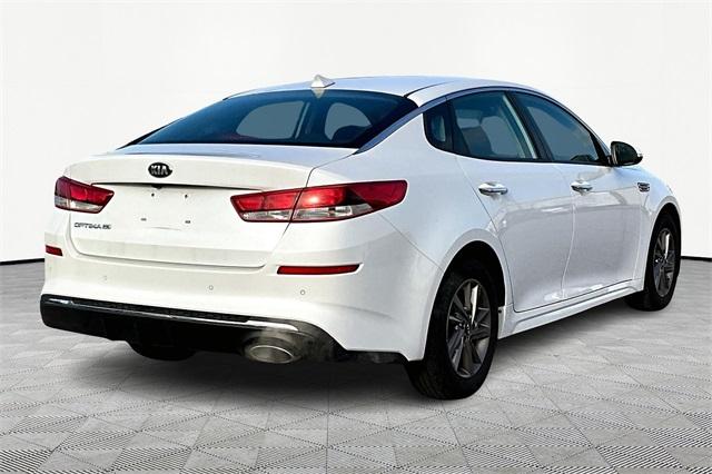 2020 Kia Optima LX - Photo 6