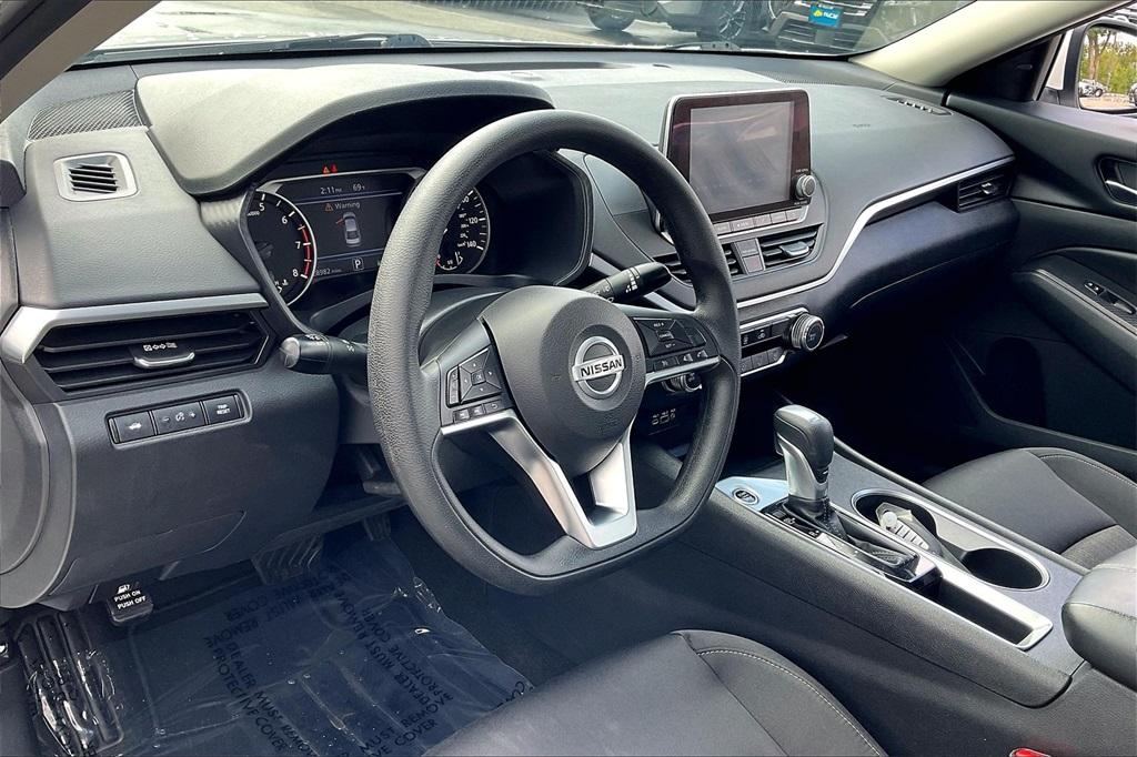 2022 Nissan Altima 2.5 SV - Photo 8