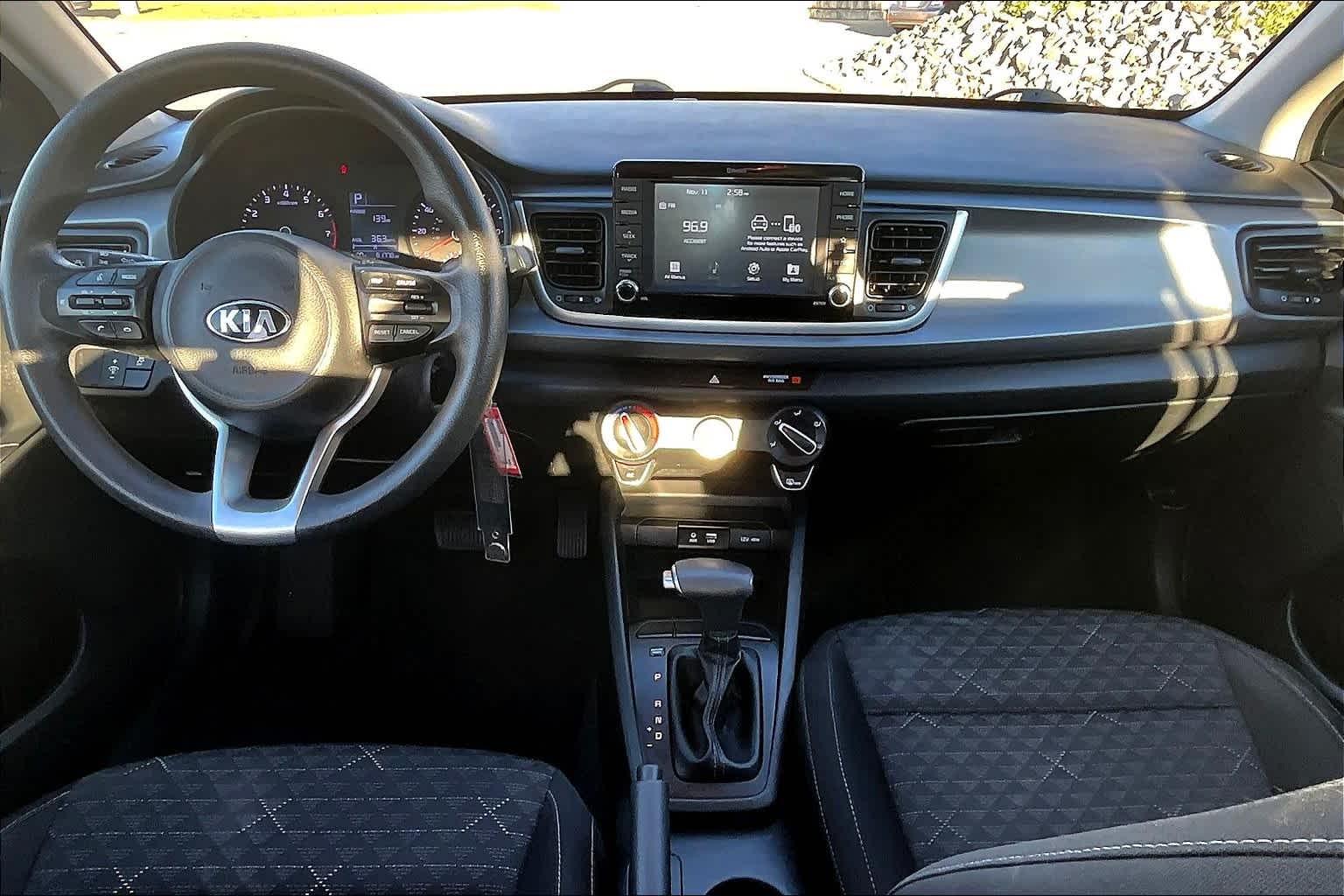 2019 Kia Rio S - Photo 21