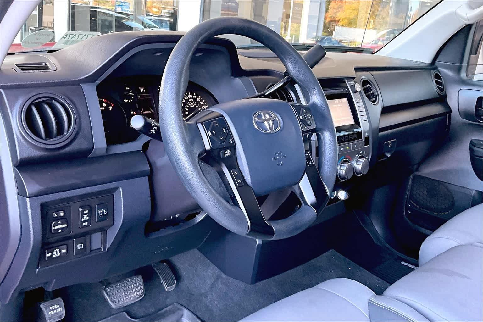 2019 Toyota Tundra SR Double Cab 6.5 Bed 4.6L - Photo 8