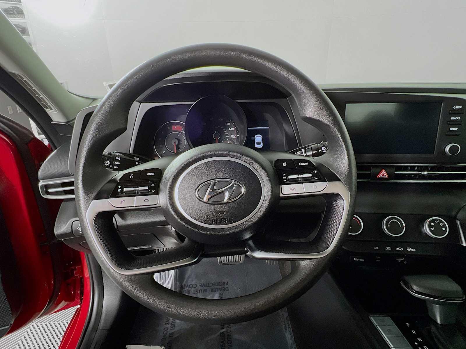 2021 Hyundai Elantra SE - Photo 11