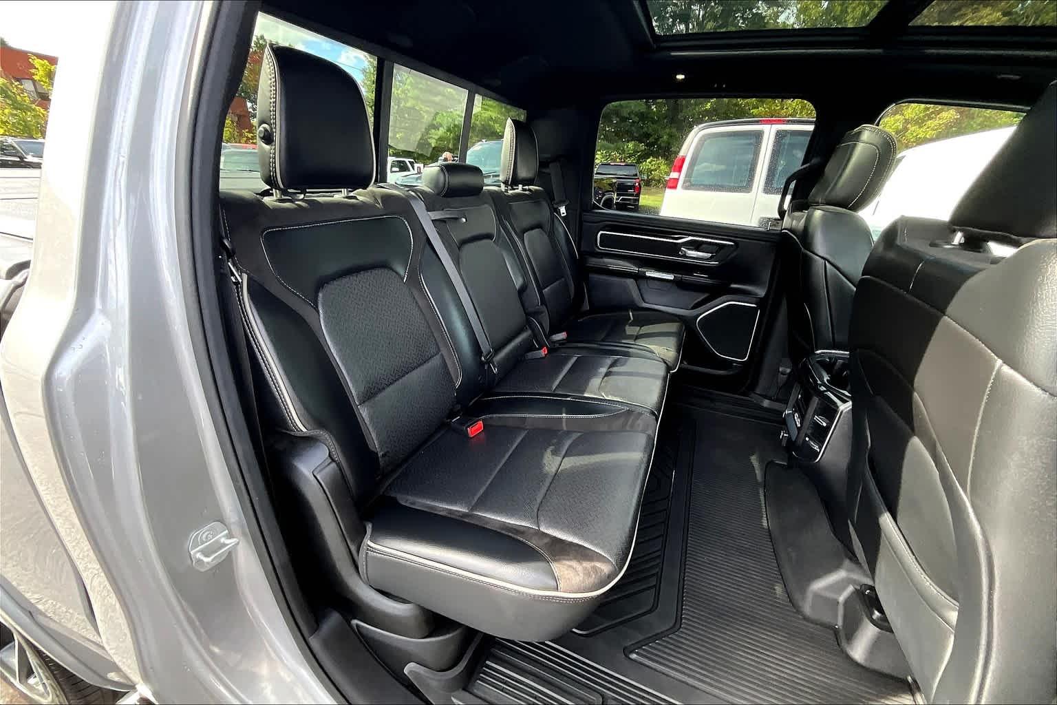 2019 Ram 1500 Laramie 4x4 Crew Cab 57 Box - Photo 15