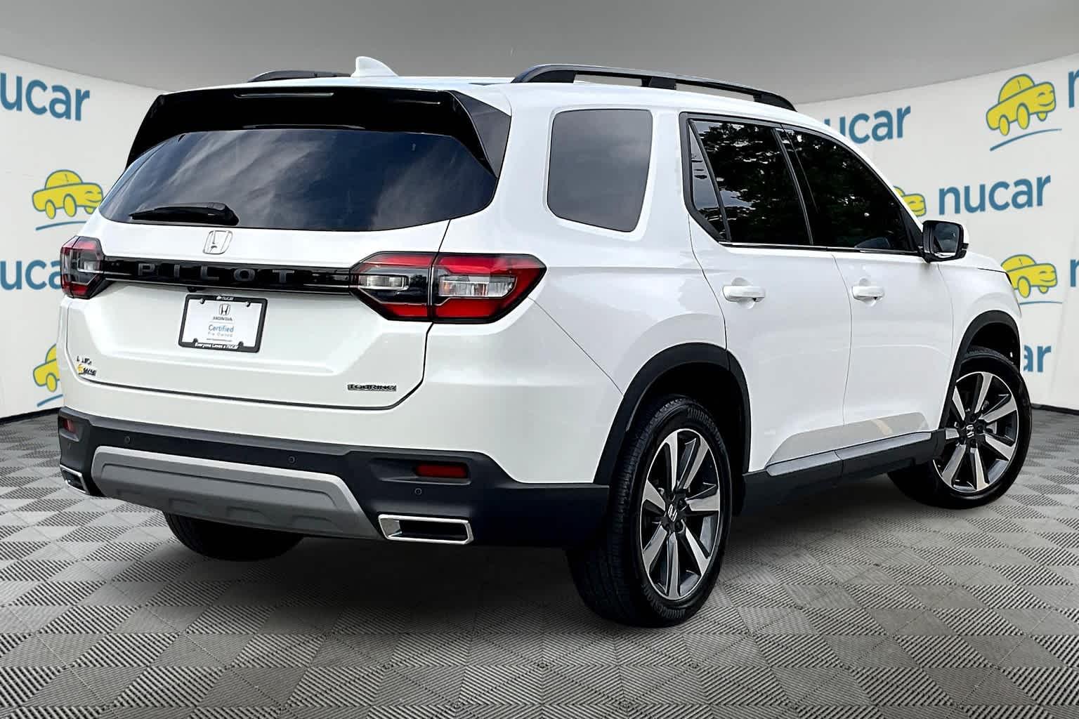 2023 Honda Pilot Touring - Photo 6