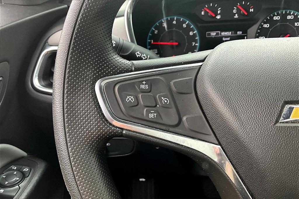 2019 Chevrolet Equinox LS - Photo 22