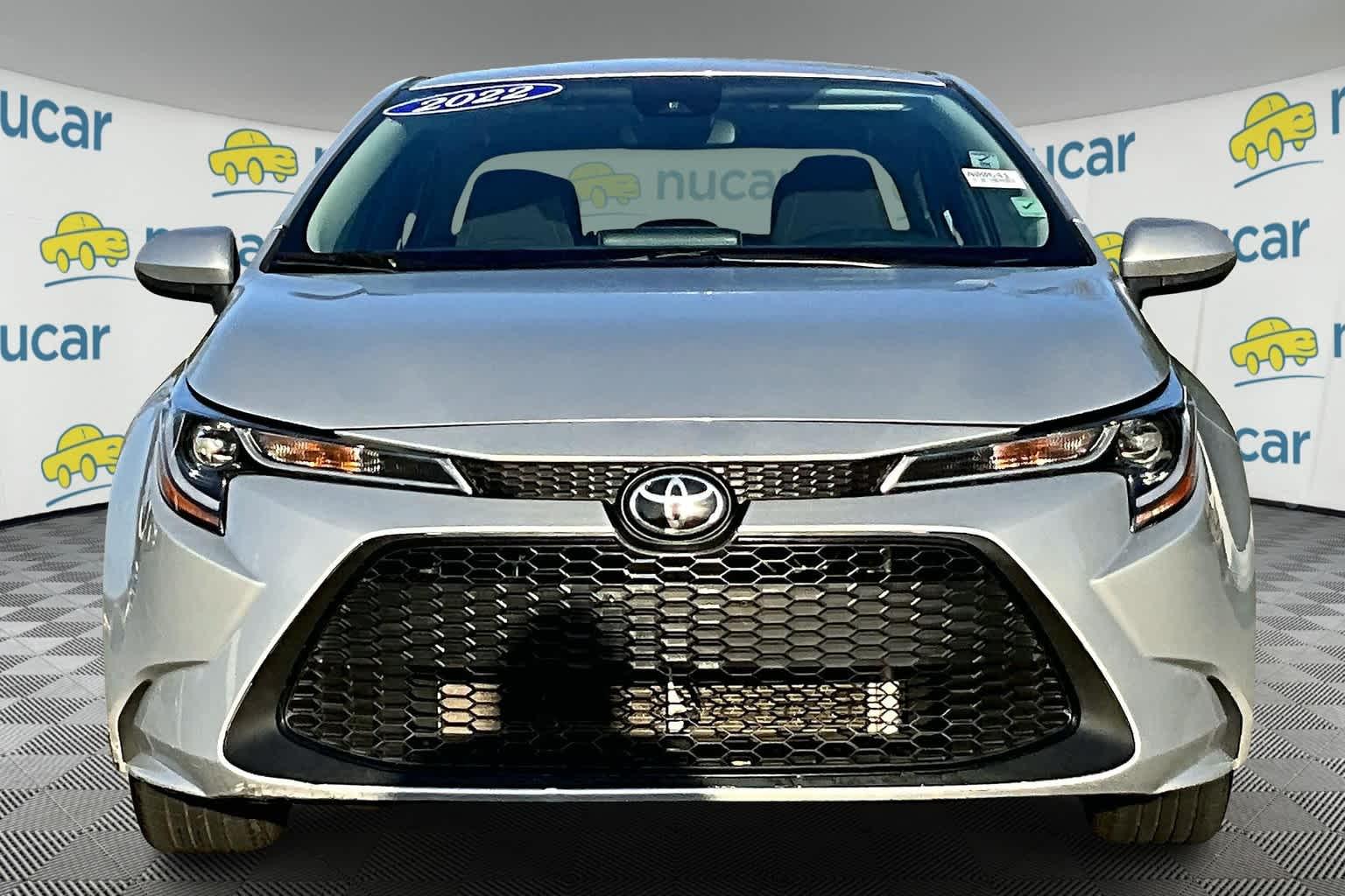 2022 Toyota Corolla LE - Photo 2