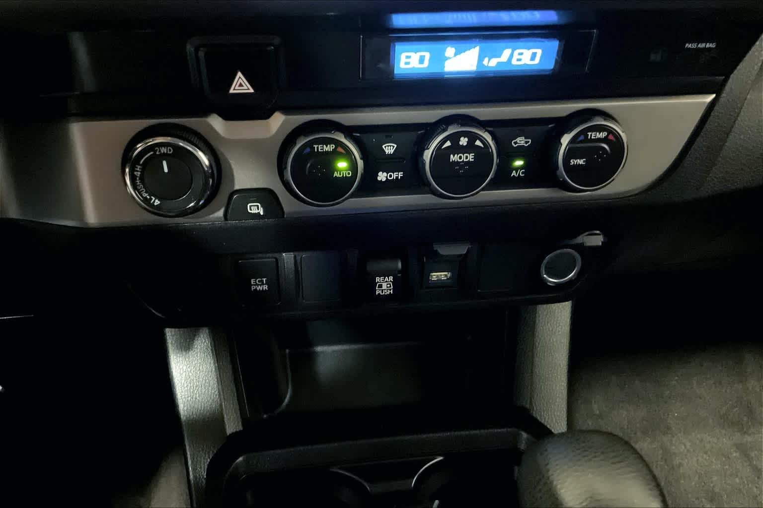 2021 Toyota Tacoma SR5 Double Cab 5 Bed V6 AT - Photo 25