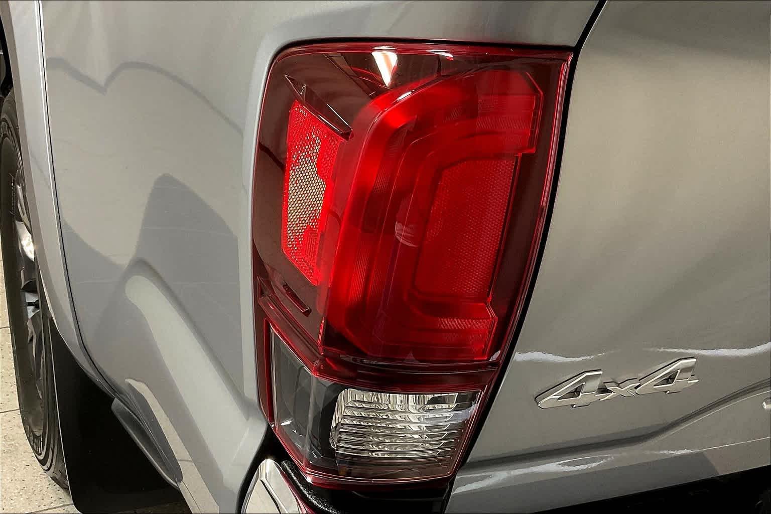 2021 Toyota Tacoma SR5 Double Cab 5 Bed V6 AT - Photo 34