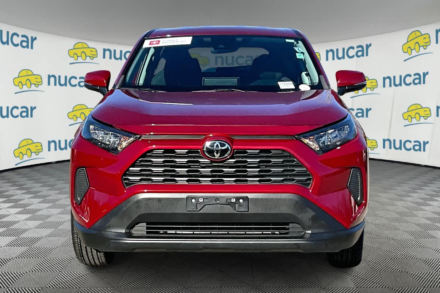 2022 Toyota RAV4 LE - Photo 2