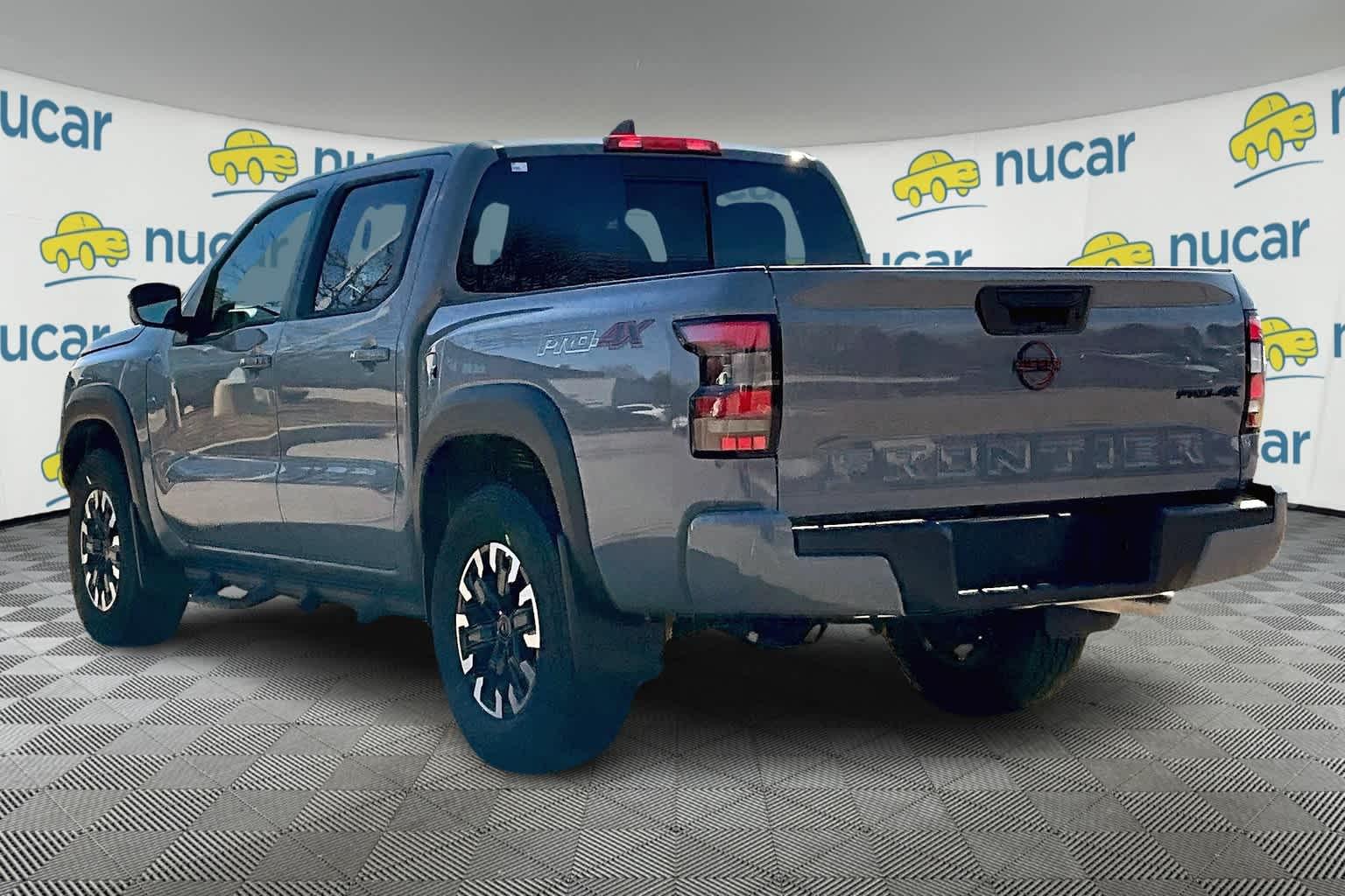 2024 Nissan Frontier PRO-4X Crew Cab 4x4 - Photo 4