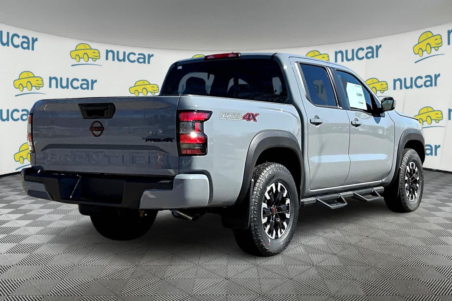 2024 Nissan Frontier PRO-4X Crew Cab 4x4 - Photo 6