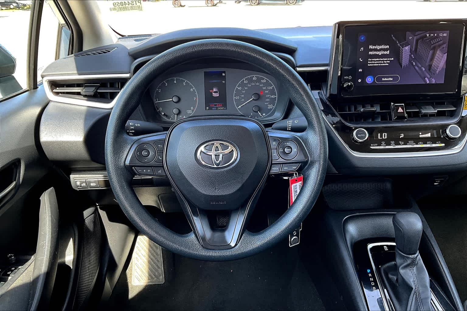 2023 Toyota Corolla LE - Photo 17