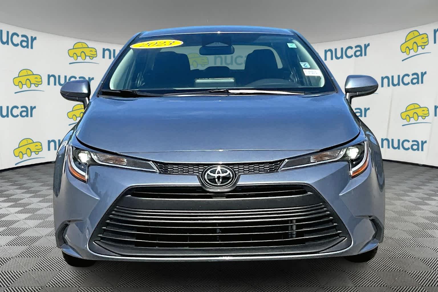 2023 Toyota Corolla LE - Photo 2