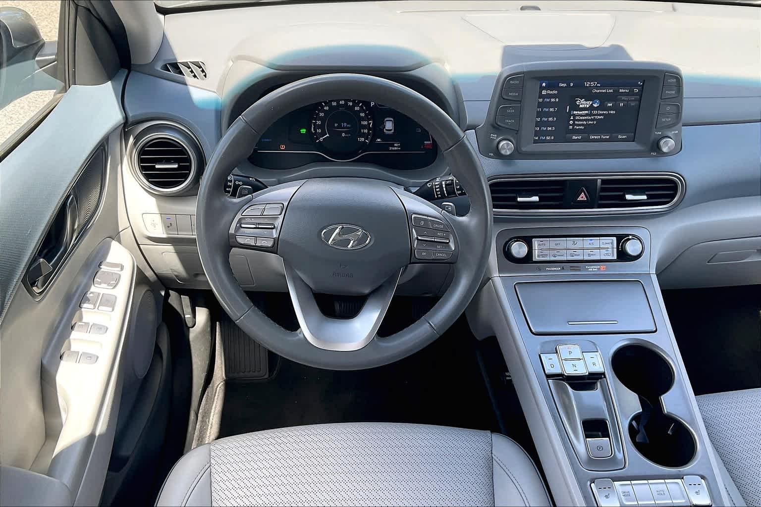 2021 Hyundai Kona Electric Limited - Photo 17