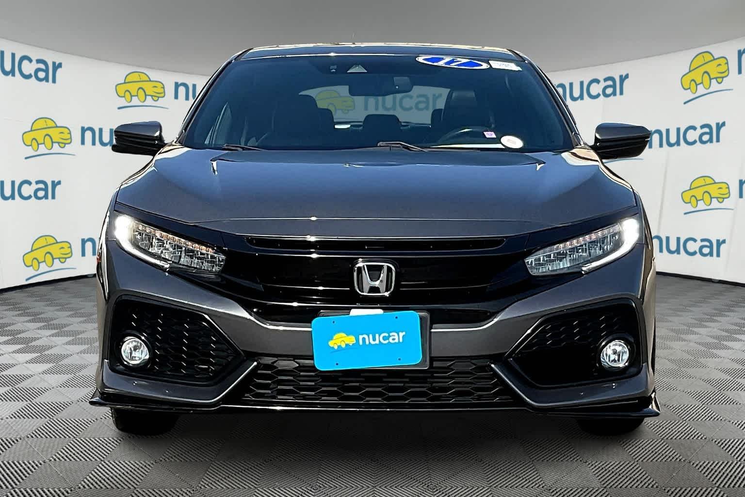 2017 Honda Civic Hatchback Sport Touring - Photo 2