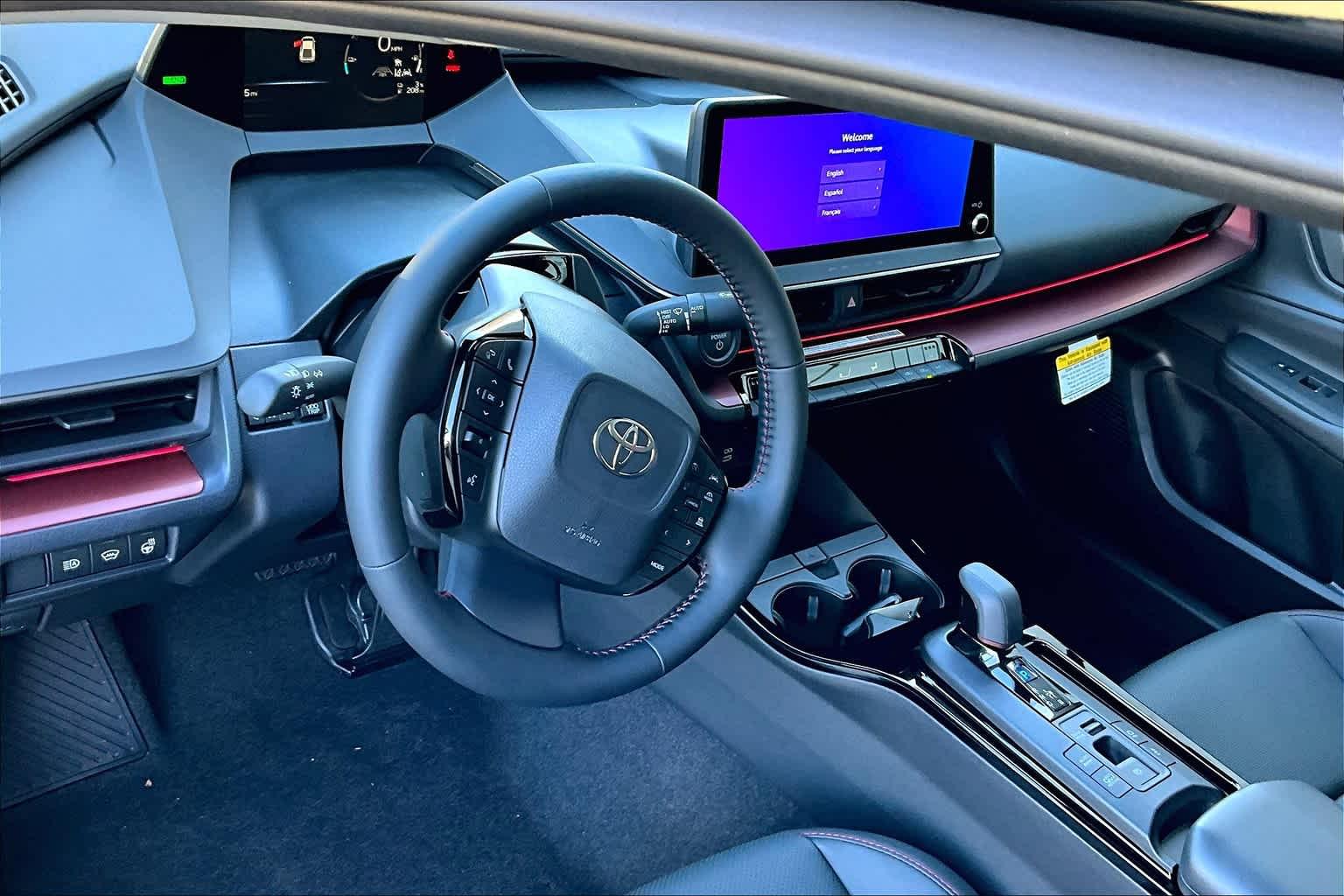 2024 Toyota Prius Prime XSE - Photo 8