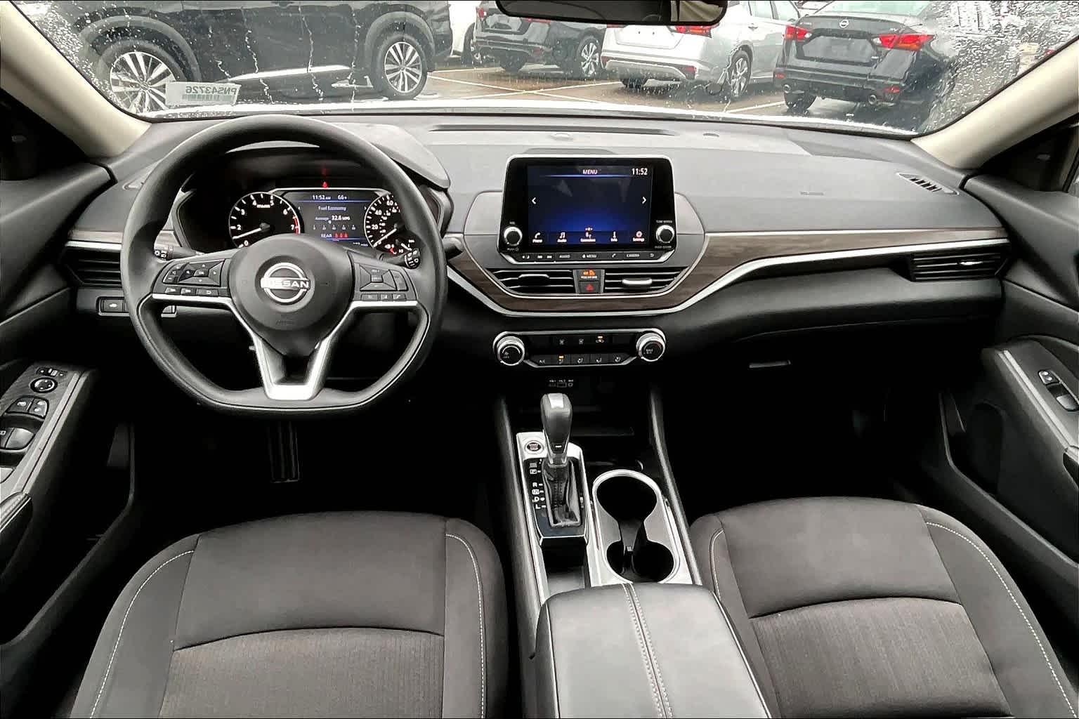 2024 Nissan Altima 2.5 SV - Photo 21