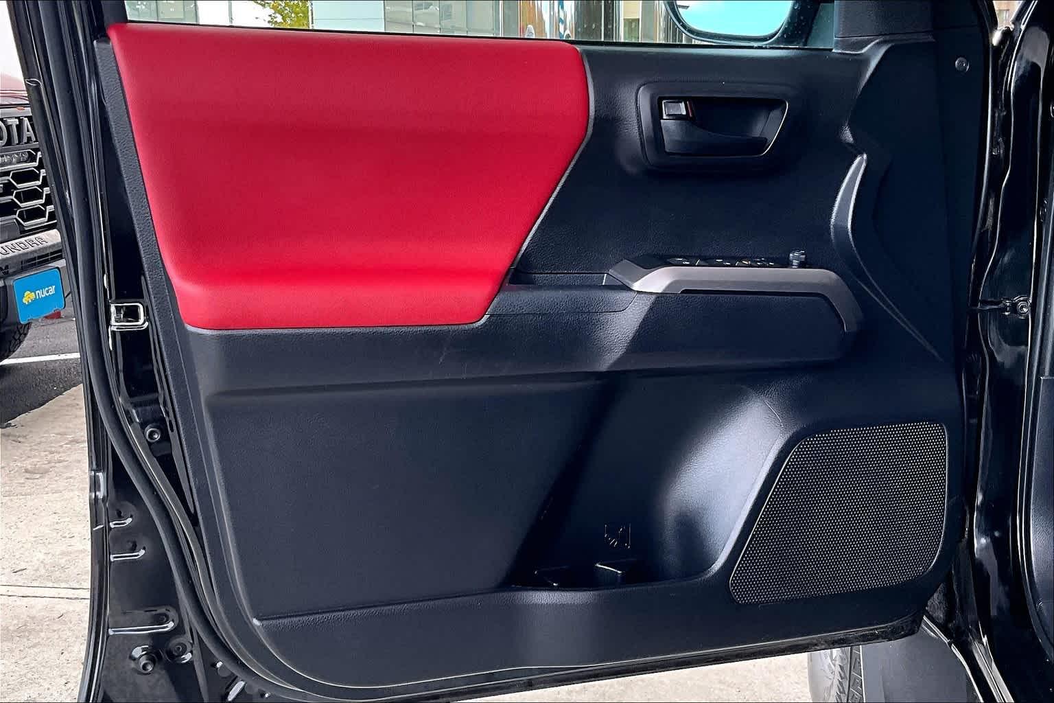 2021 Toyota Tacoma SR5 Double Cab 6 Bed V6 AT - Photo 9