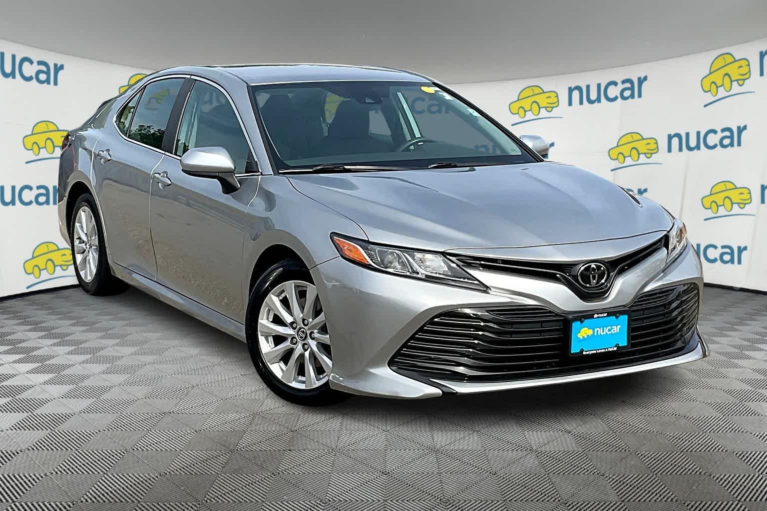 2019 Toyota Camry LE - Photo 1