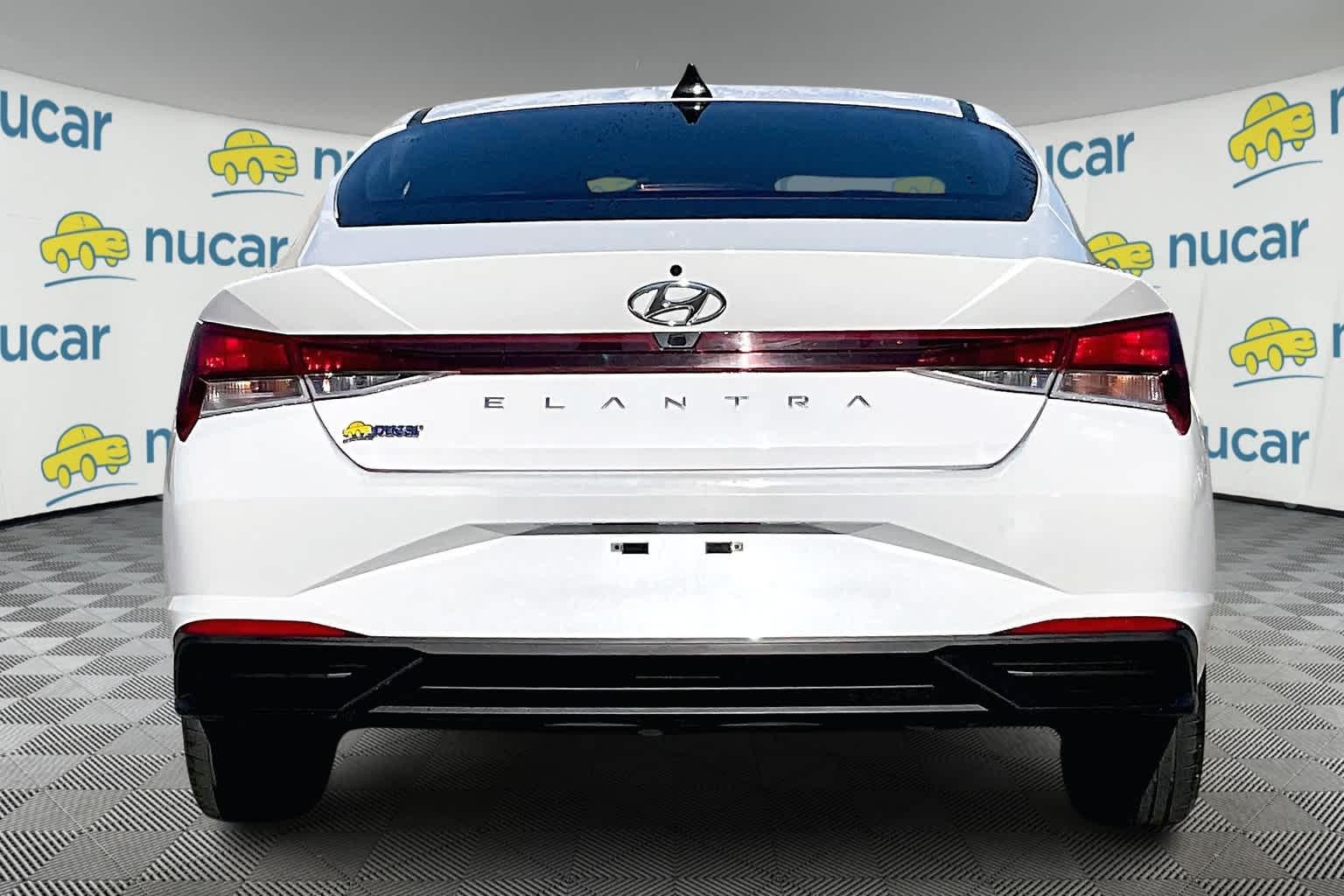 2021 Hyundai Elantra SEL - Photo 5