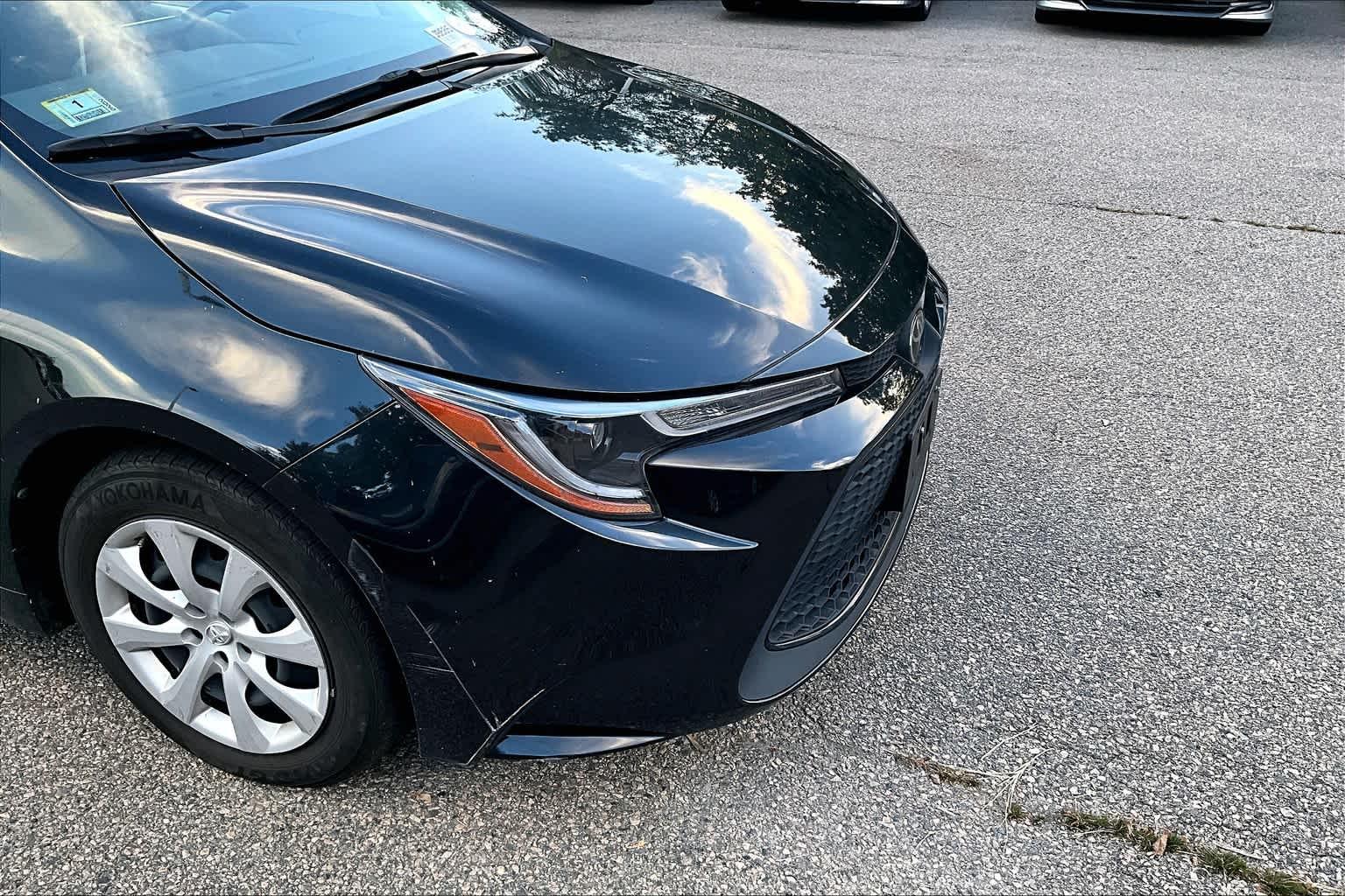 2021 Toyota Corolla LE - Photo 5