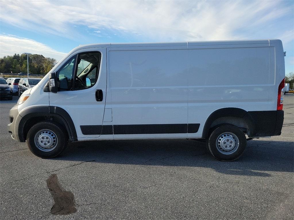 2025 Ram ProMaster 1500 Low Roof - Photo 3