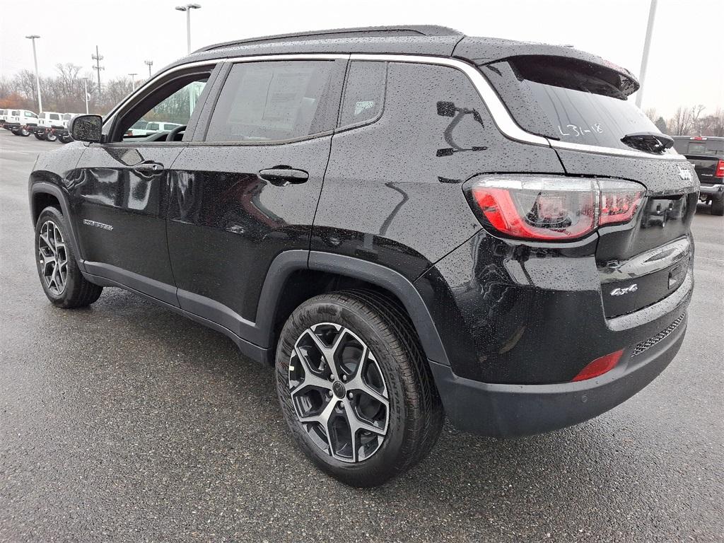 2025 Jeep Compass Limited - Photo 3