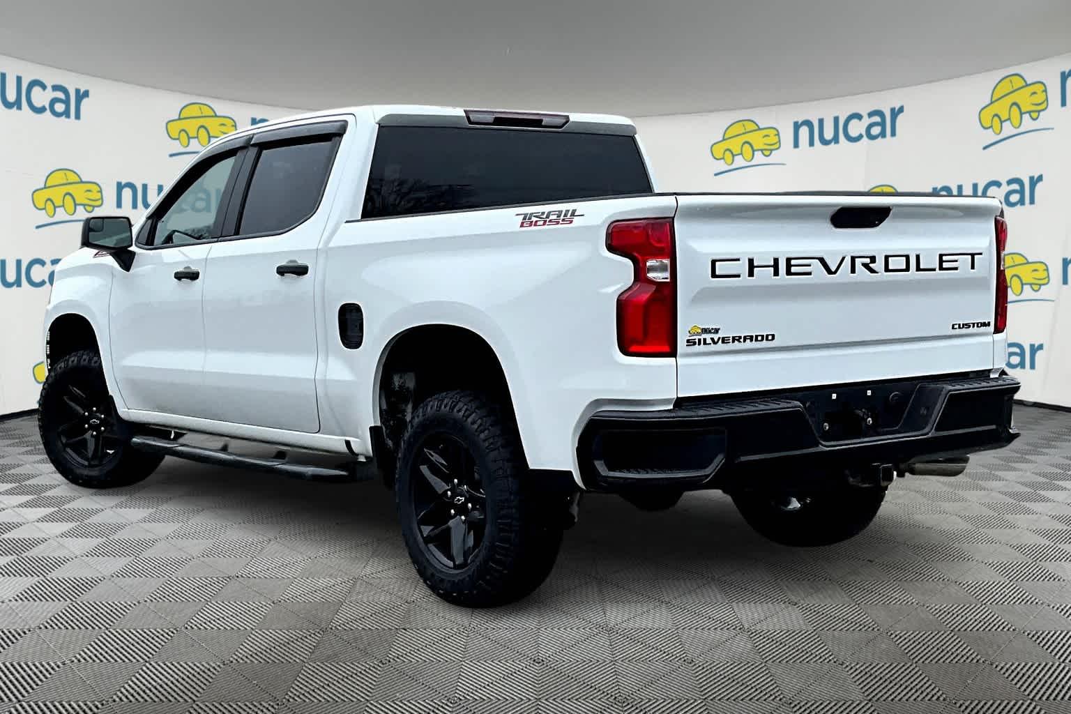 2021 Chevrolet Silverado 1500 Custom Trail Boss 4WD Crew Cab 147 - Photo 4