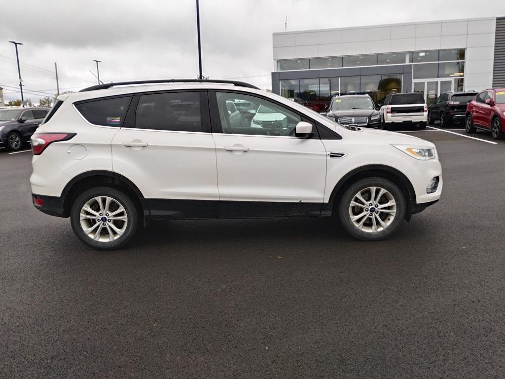 2017 Ford Escape SE - Photo 5