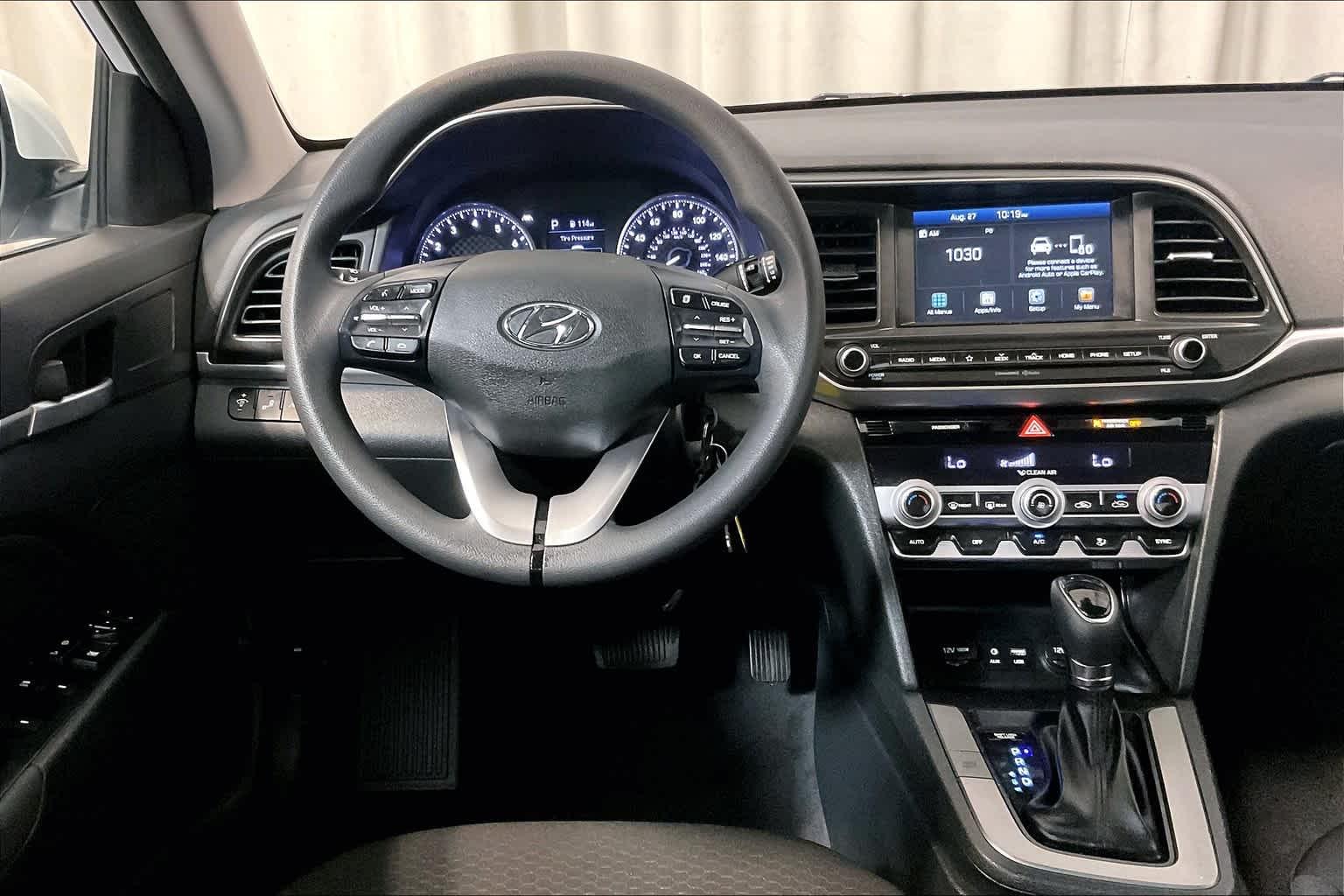 2020 Hyundai Elantra SEL - Photo 17