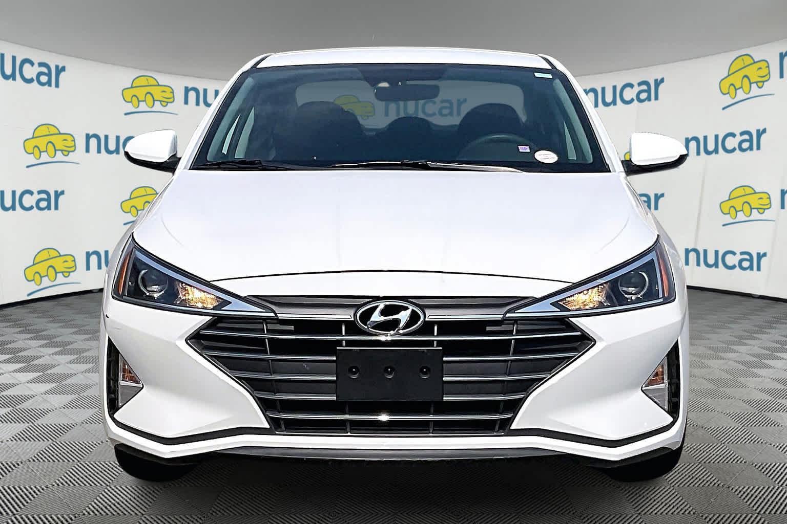 2020 Hyundai Elantra SEL - Photo 2