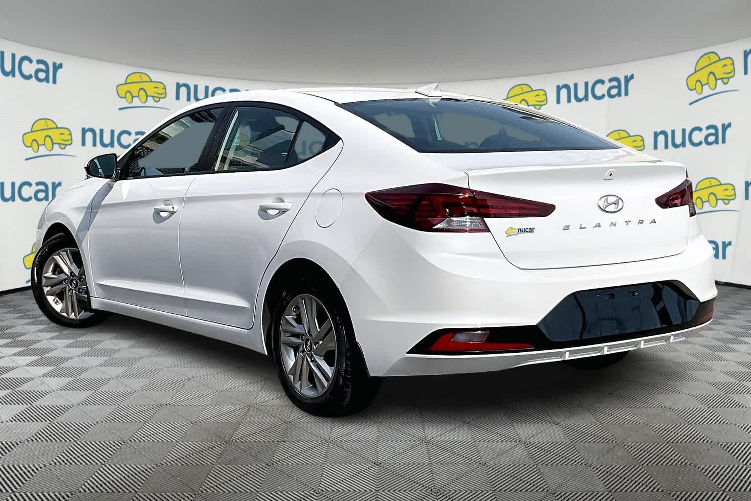 2020 Hyundai Elantra SEL - Photo 4