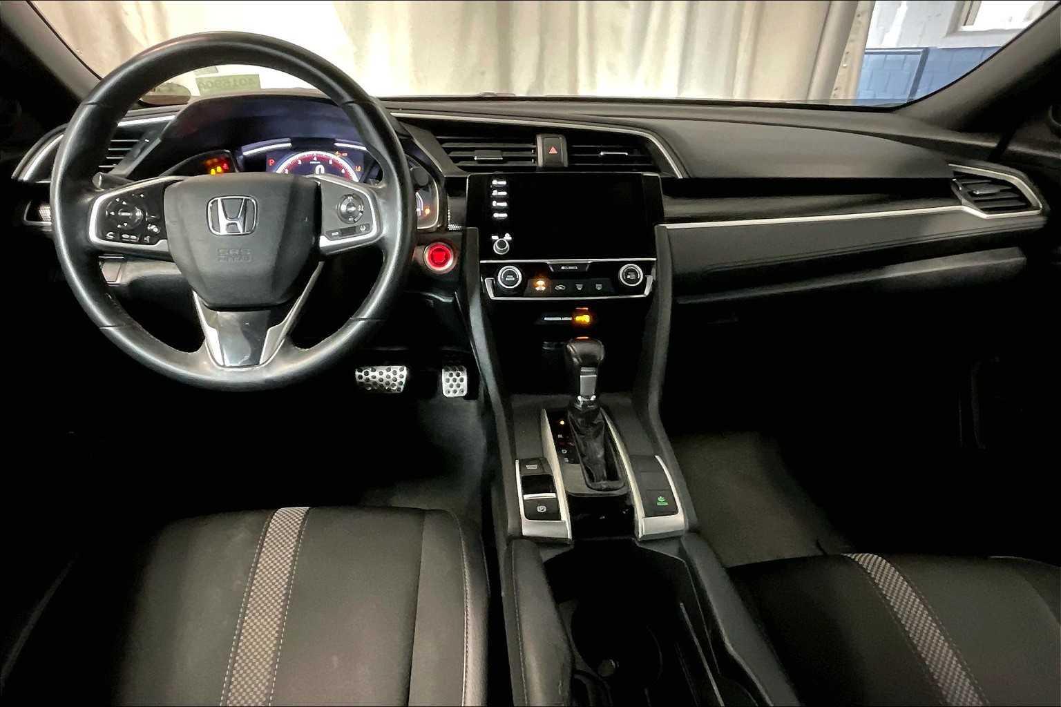 2019 Honda Civic Sport - Photo 21