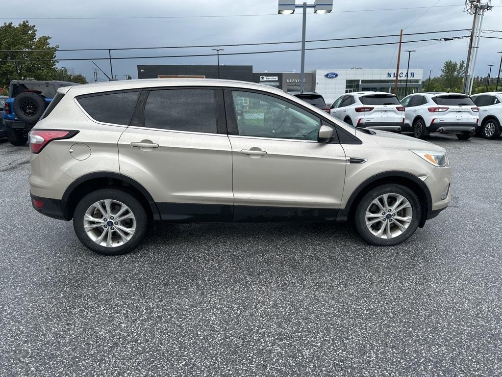 2017 Ford Escape SE - Photo 3