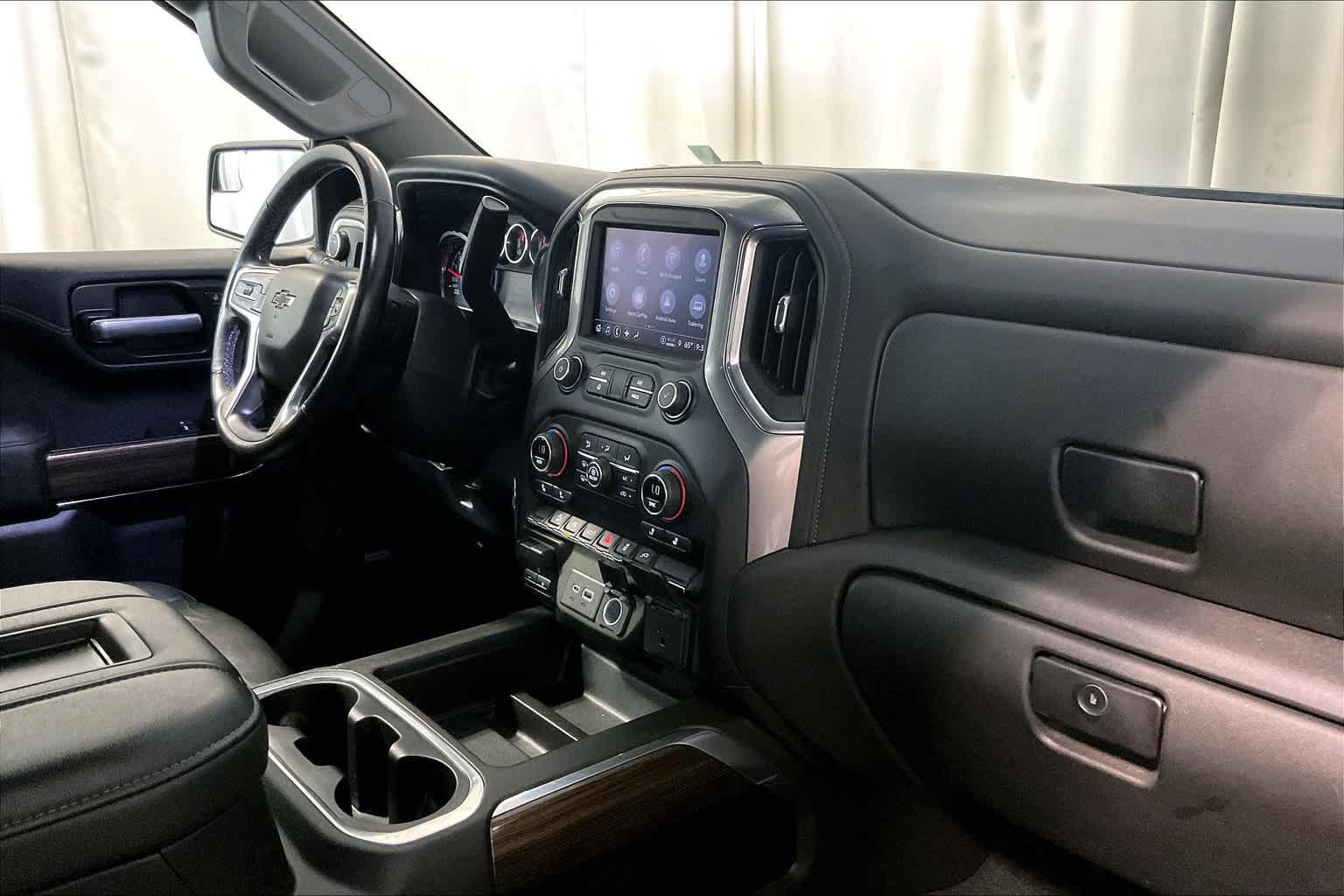 2021 Chevrolet Silverado 1500 RST 4WD Crew Cab 147 - Photo 14