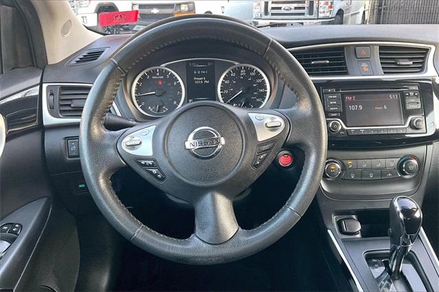 2016 Nissan Sentra SV - Photo 5