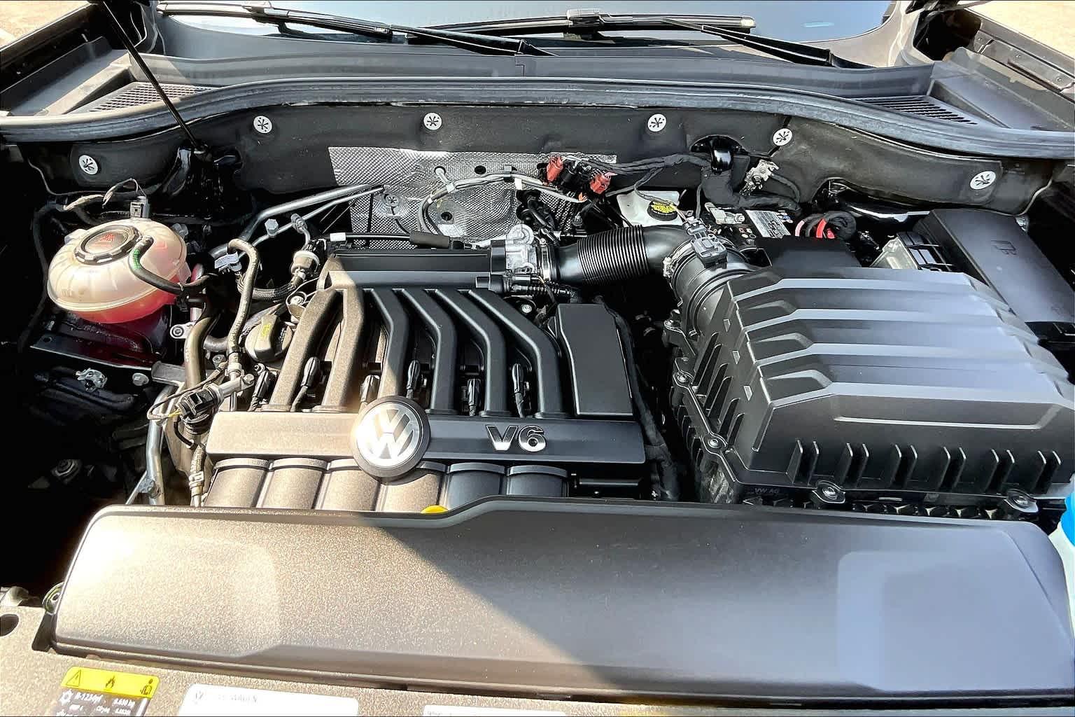 2021 Volkswagen Atlas 3.6L V6 SE w/Technology - Photo 29