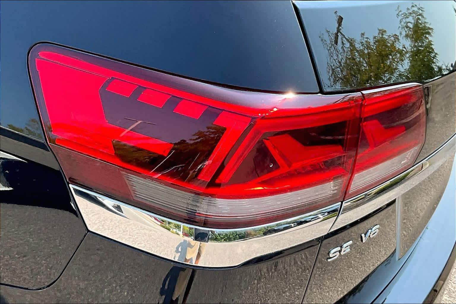 2021 Volkswagen Atlas 3.6L V6 SE w/Technology - Photo 33