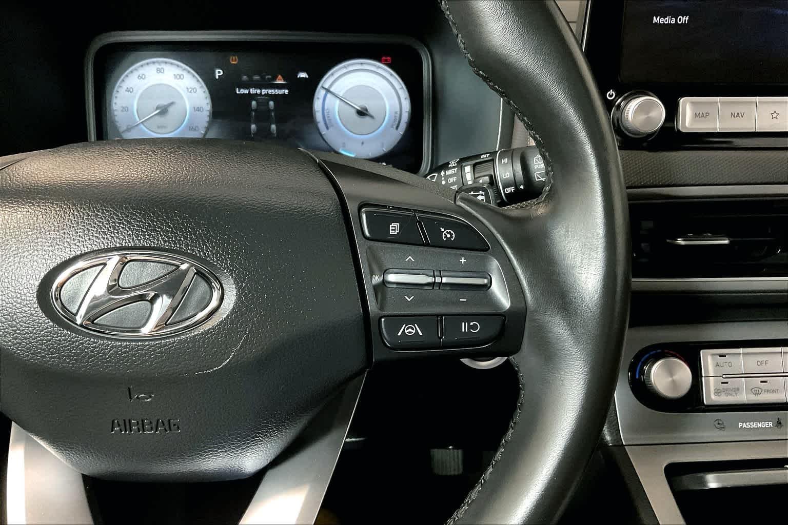 2023 Hyundai Kona Electric SEL - Photo 24