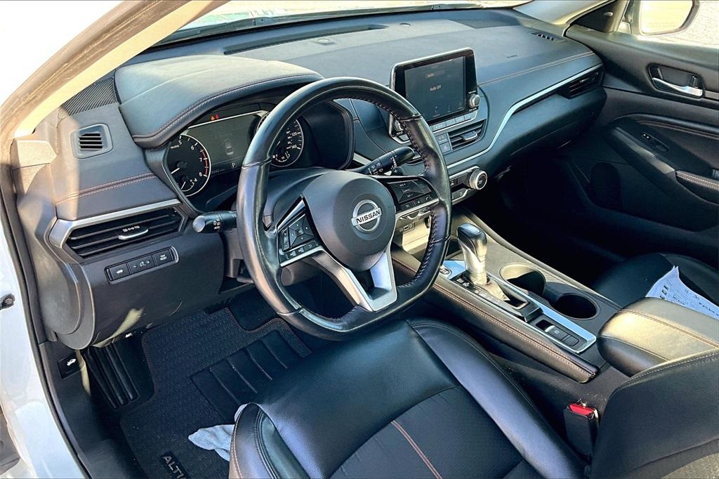 2021 Nissan Altima 2.5 SR - Photo 8