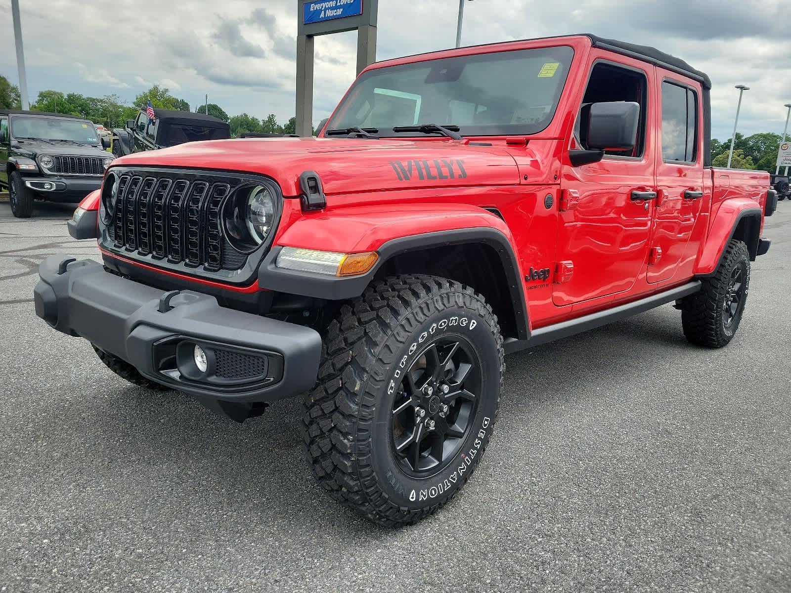 2024 Jeep Gladiator Willys 4x4 - Photo 2