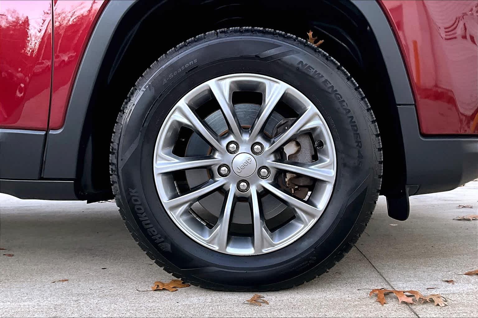 2019 Jeep Cherokee Latitude Plus - Photo 7