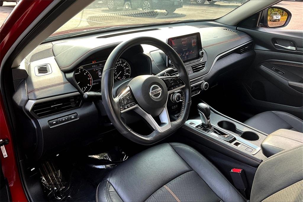 2021 Nissan Altima 2.5 SR - Photo 8