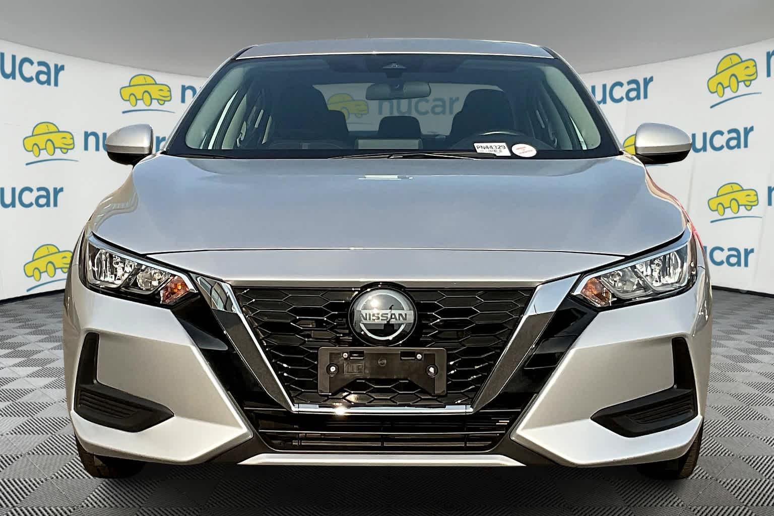 2022 Nissan Sentra SV - Photo 2