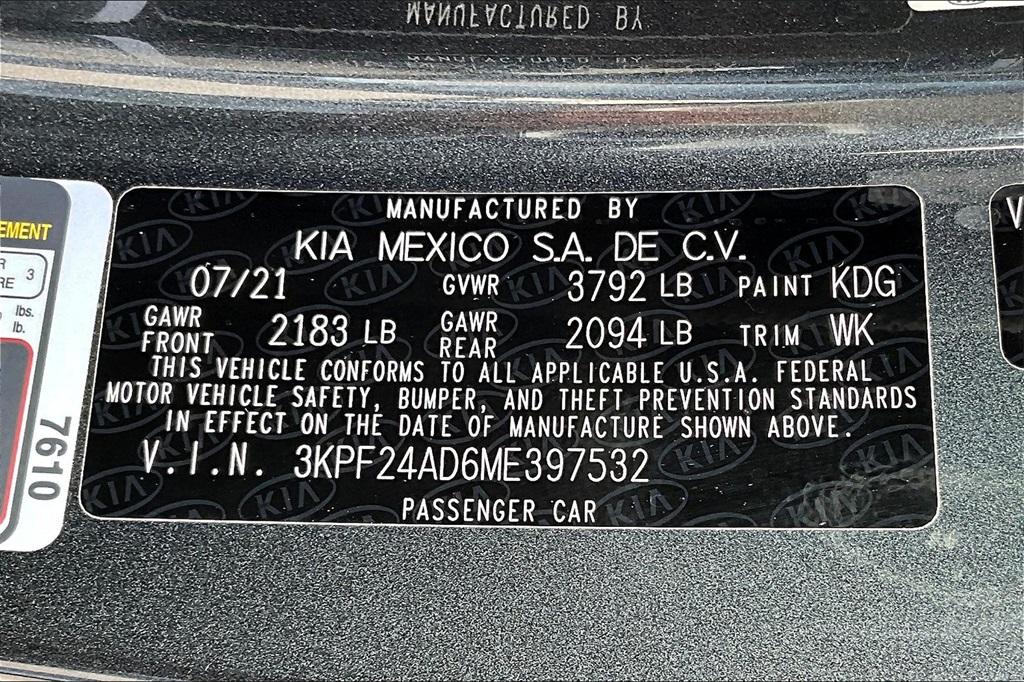 2021 Kia Forte LXS - Photo 29