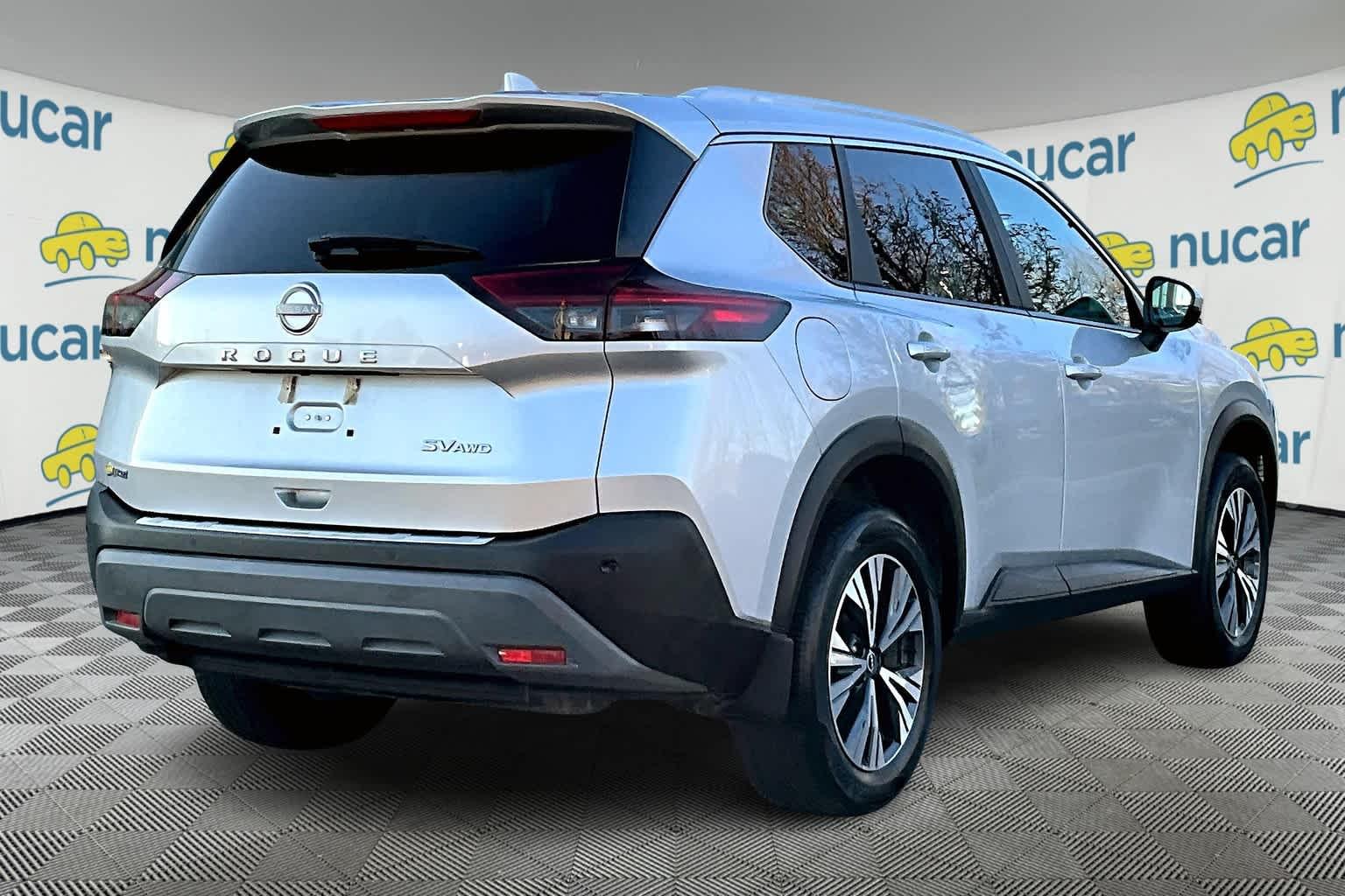 2023 Nissan Rogue SV - Photo 6