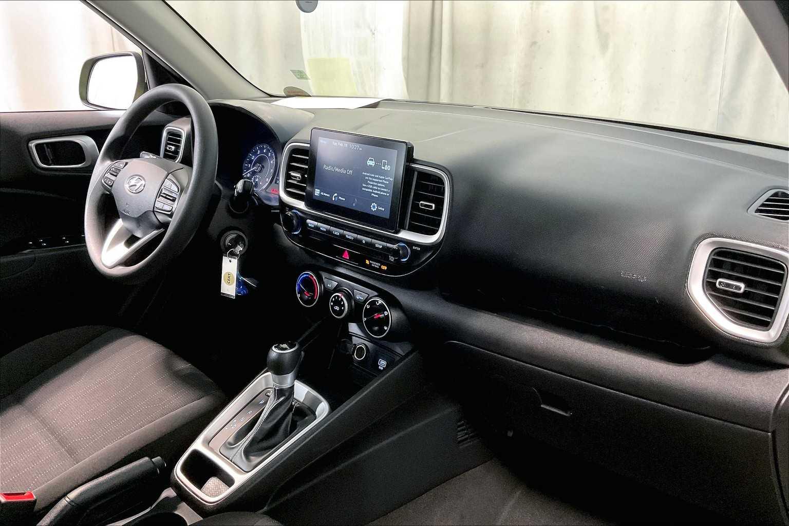 2020 Hyundai Venue SE - Photo 14